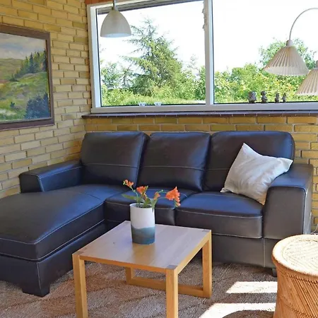 3 Bedroom Awesome In